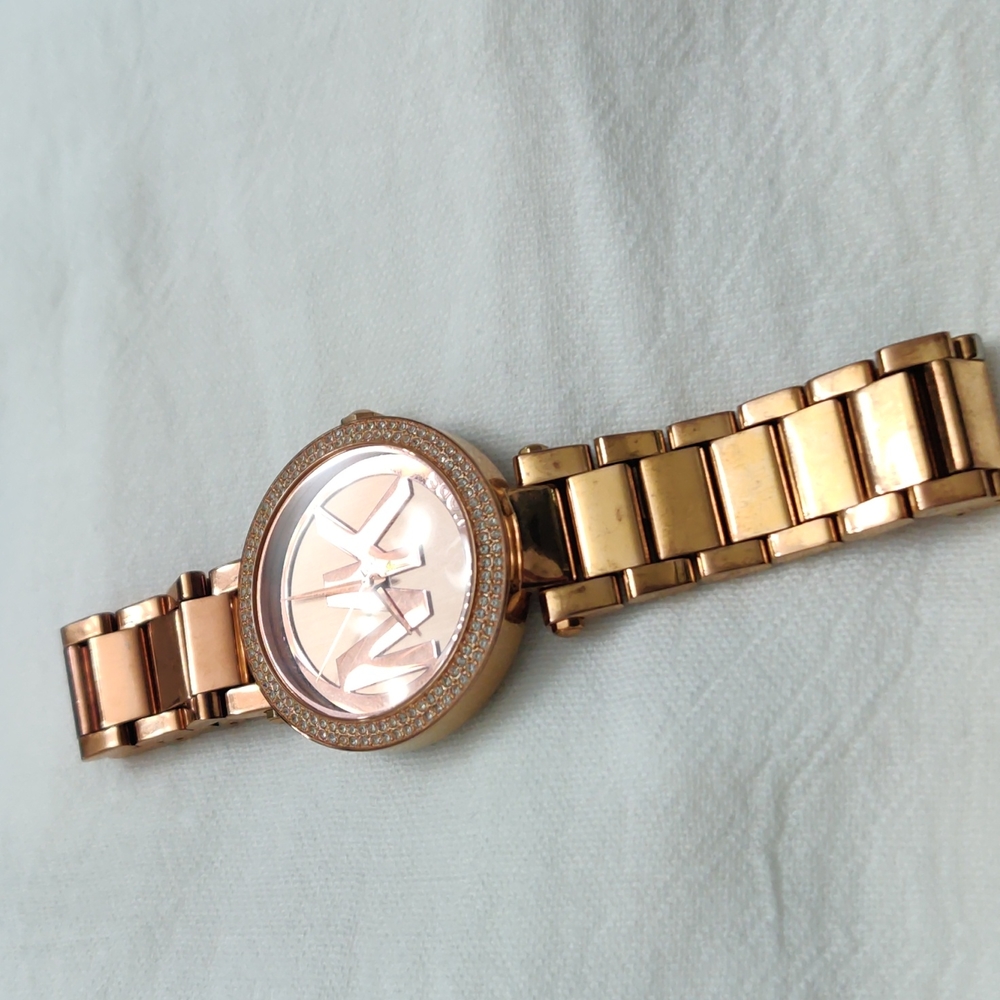 Michael Kors Parker MK5865 wristwatches womens quartz MK5865